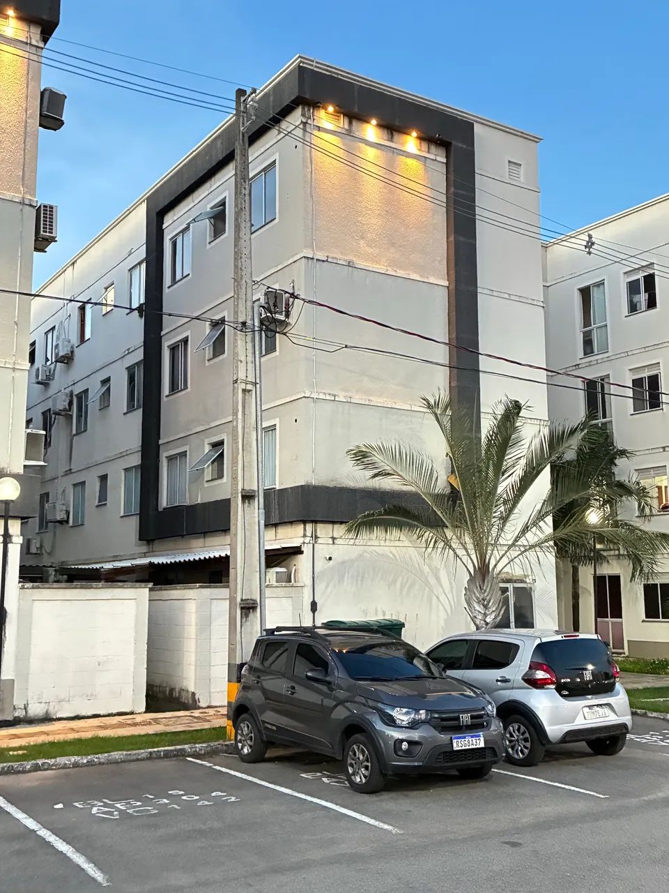 Apto. Mobiliado - Altos do Calhau