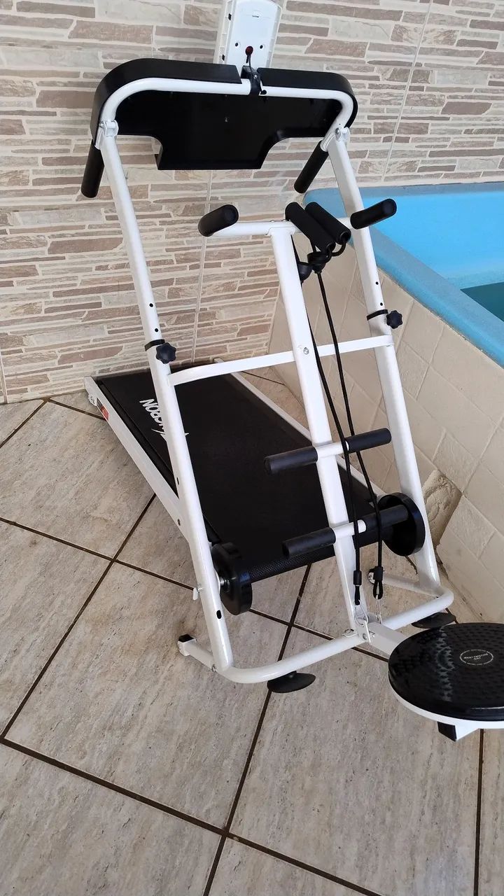 Esteira semi nova 400, reais 