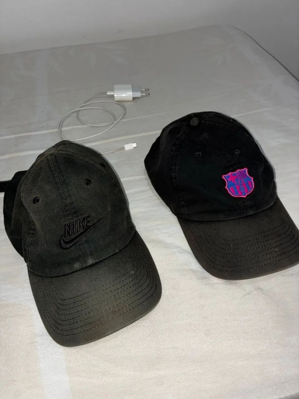 Bonés Nike - Ambos originais 