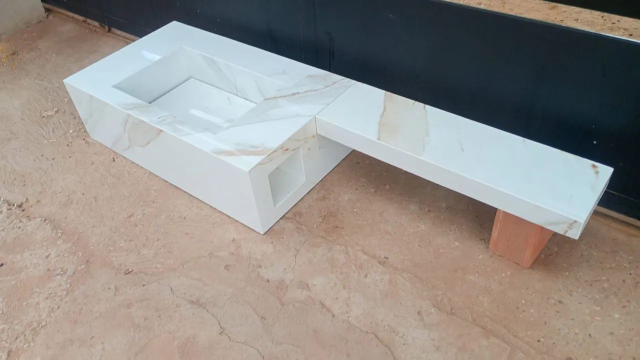 Pai esculpida com extensor e porta papel 
