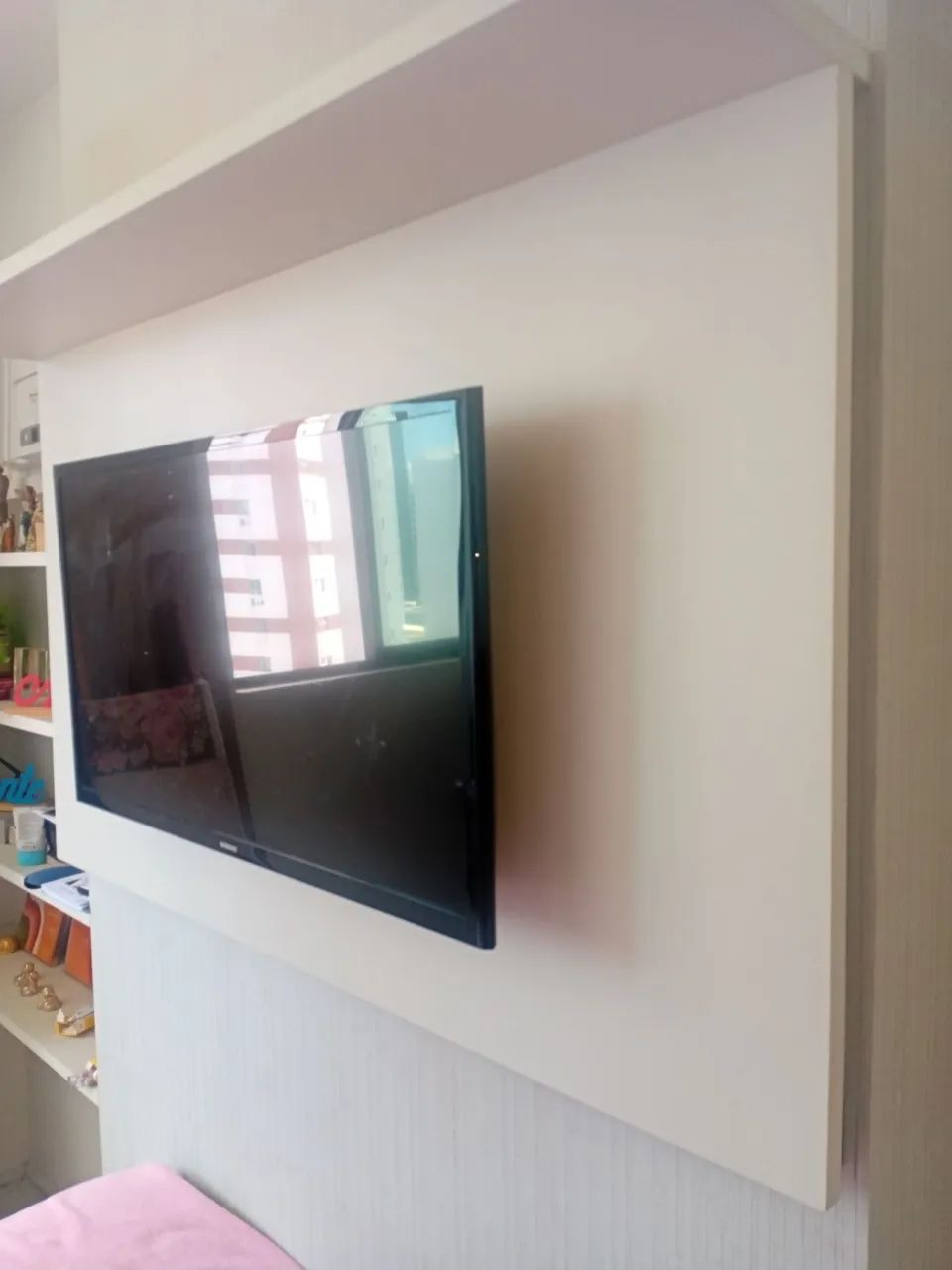 Vendo painel madeira medidas 122 largura 78 altura  - Foto 3