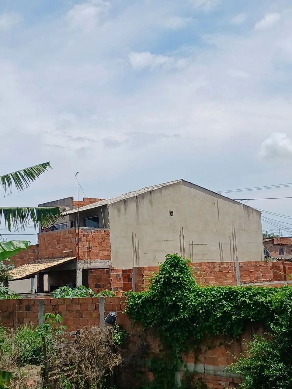 Vendo casa em nova goytacazes 