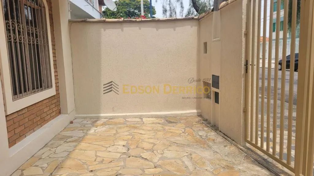 Sobrado com 3 Quartos à Venda, Centro - Pindamonhangaba - Foto 2