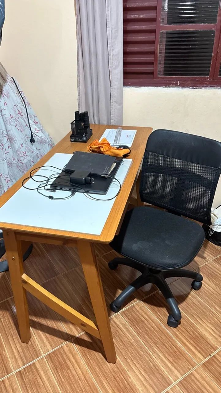 Escrivaninha + cadeira  - Foto 3