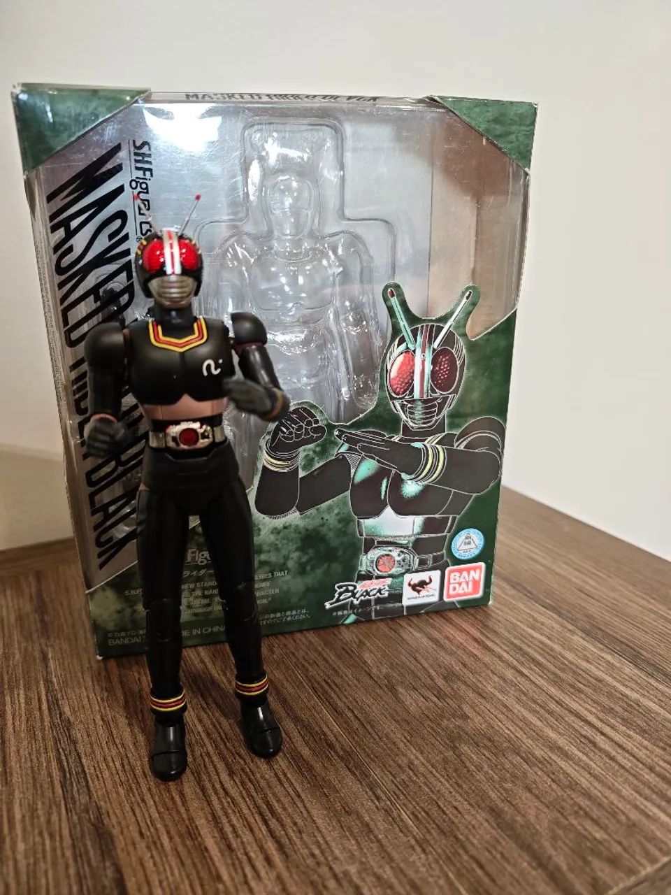 Black Kamen Rider SHFiguarts  - Foto 3