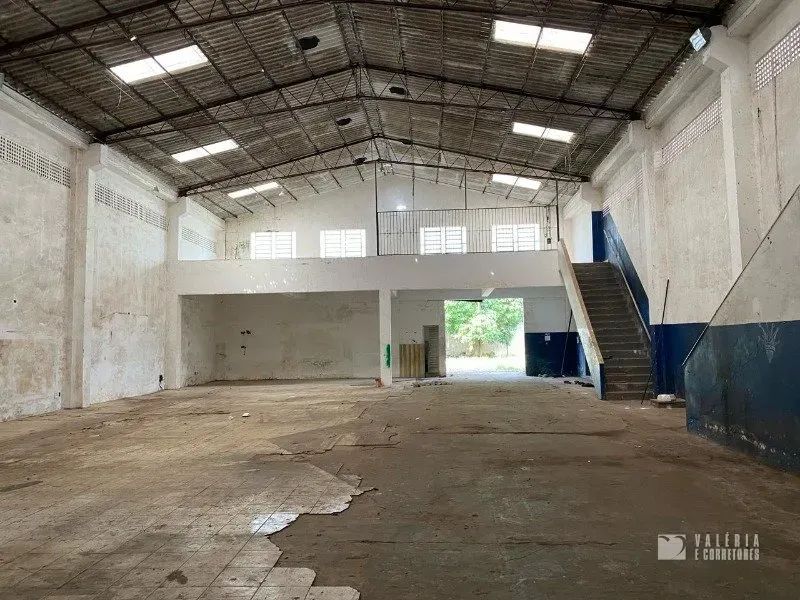GALPÃO COM 1.200M² - Foto 3