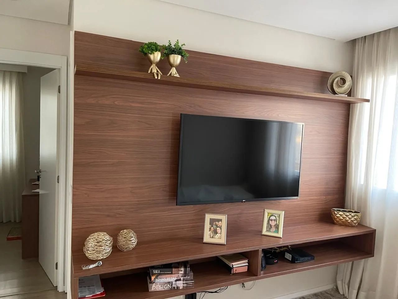 PAINEL EM MADEIRA453011366311383041