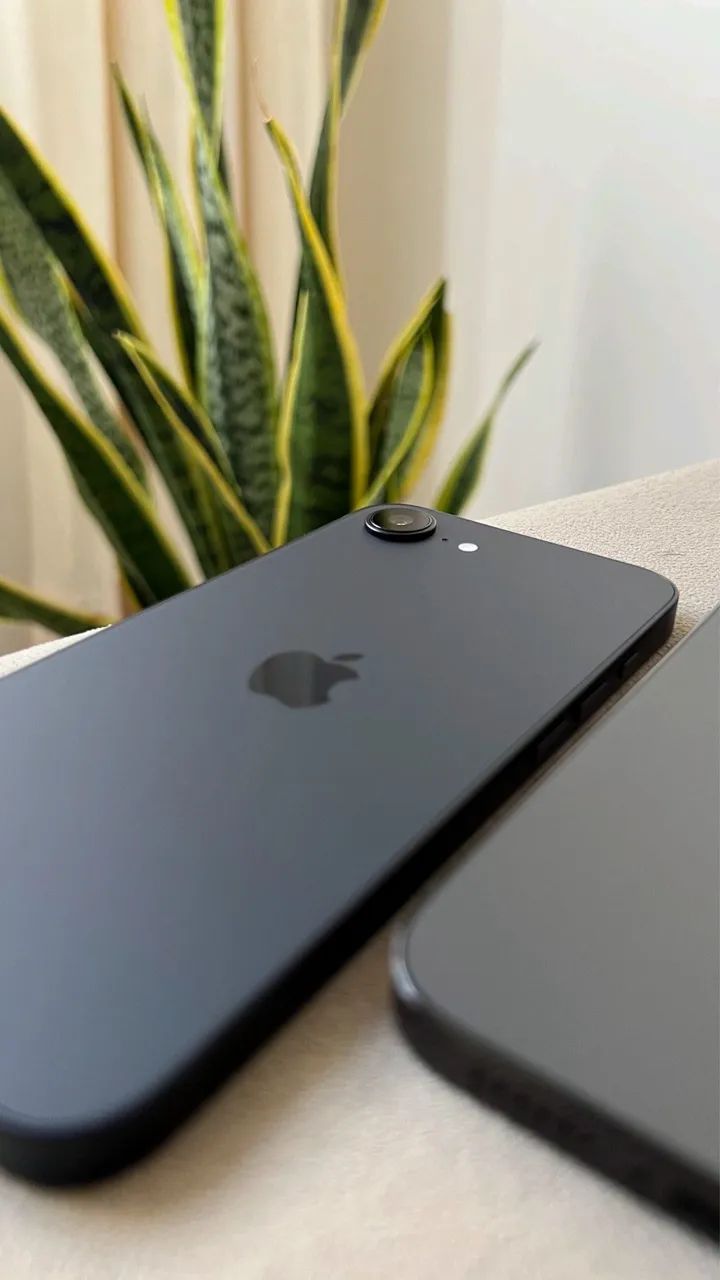 IPhone 16e Preto 128gb - 100%? - Foto 3