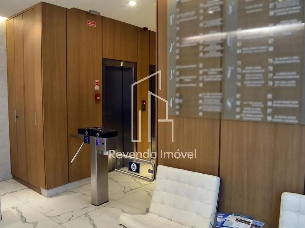 Conjunto Comercial 26m² com 1 banheiro e 1 vaga
