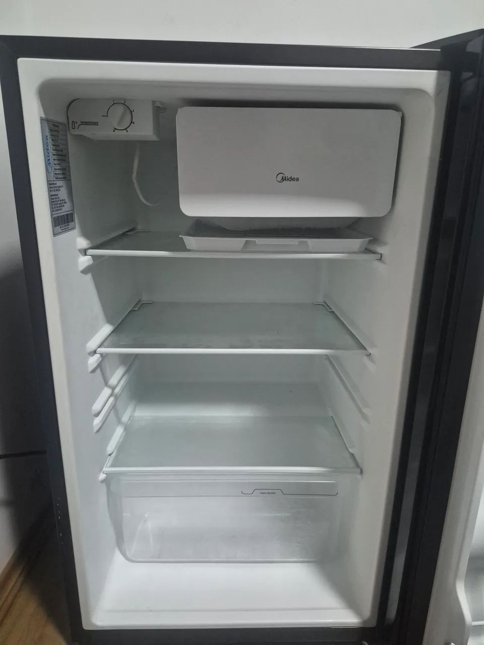 Frigobar Preto Midea 124L - Foto 3