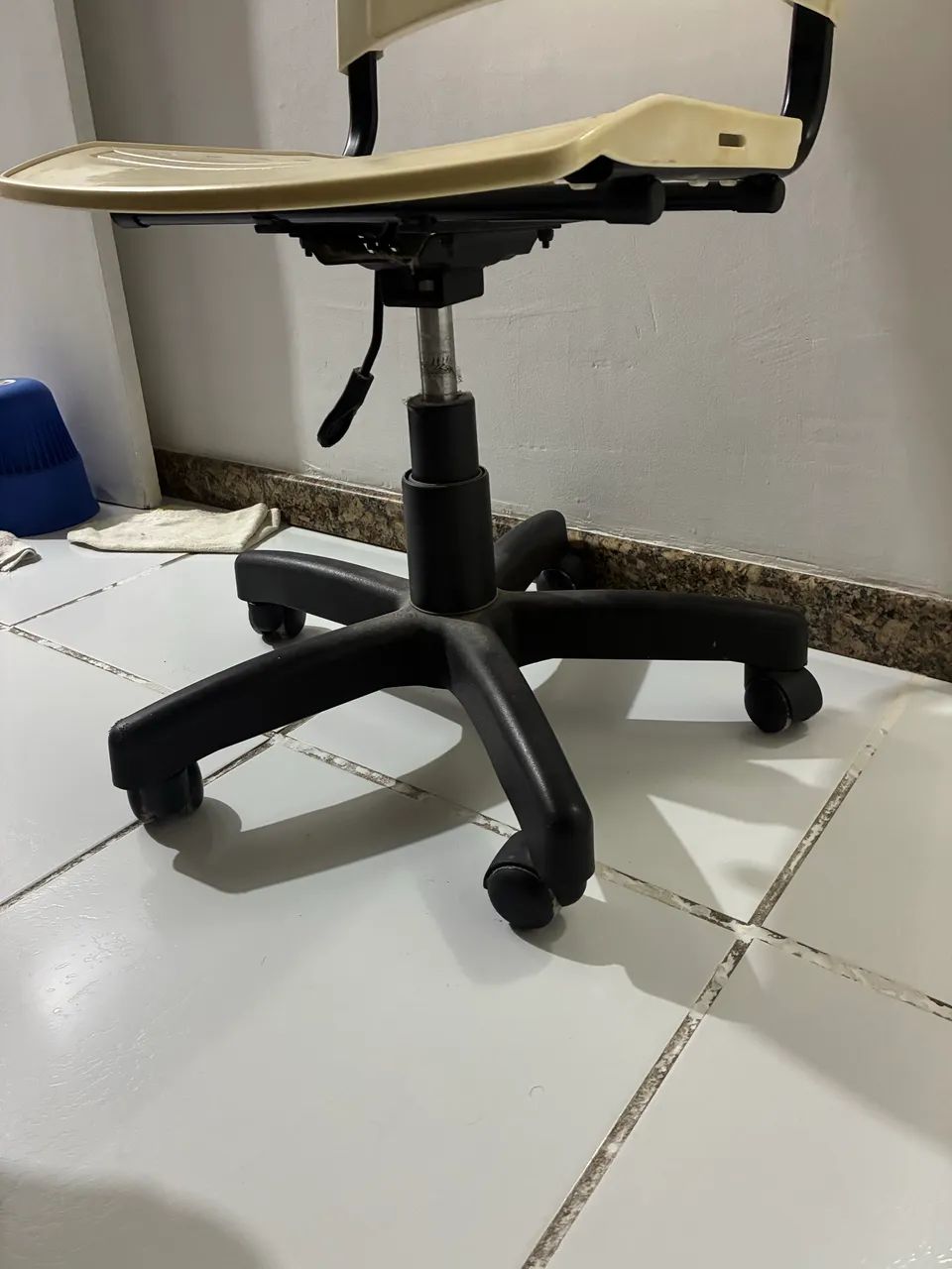 Cadeira Giratória  - Foto 2