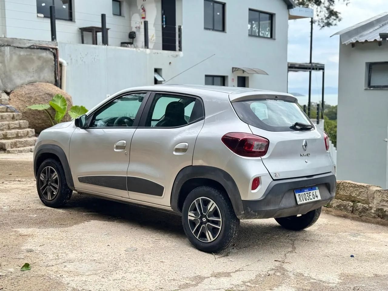 Renault Kwid Intense 1.0 Flex 12V 5P Mec. 2023 - Foto 2