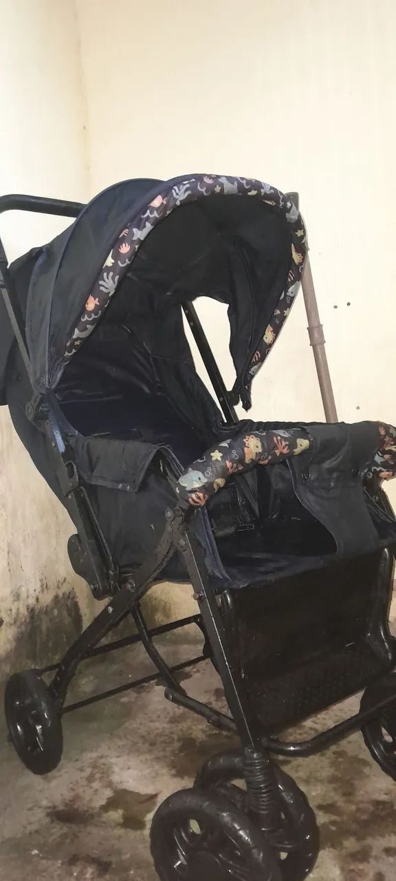 VENDE-SE CARRINHO DE BEBÊ - Foto 2