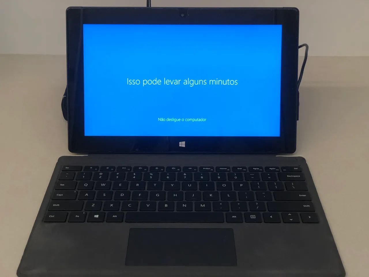 Tablet Windows com teclado removível