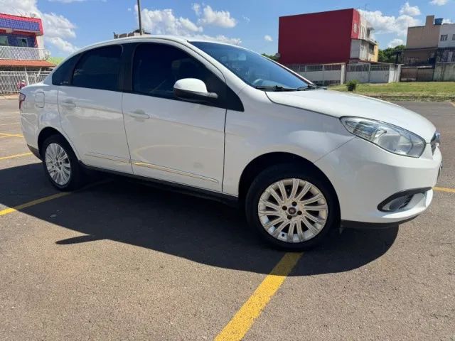 Fiat Grand Siena ESSENCE 1.6 FLEX 16V 2015