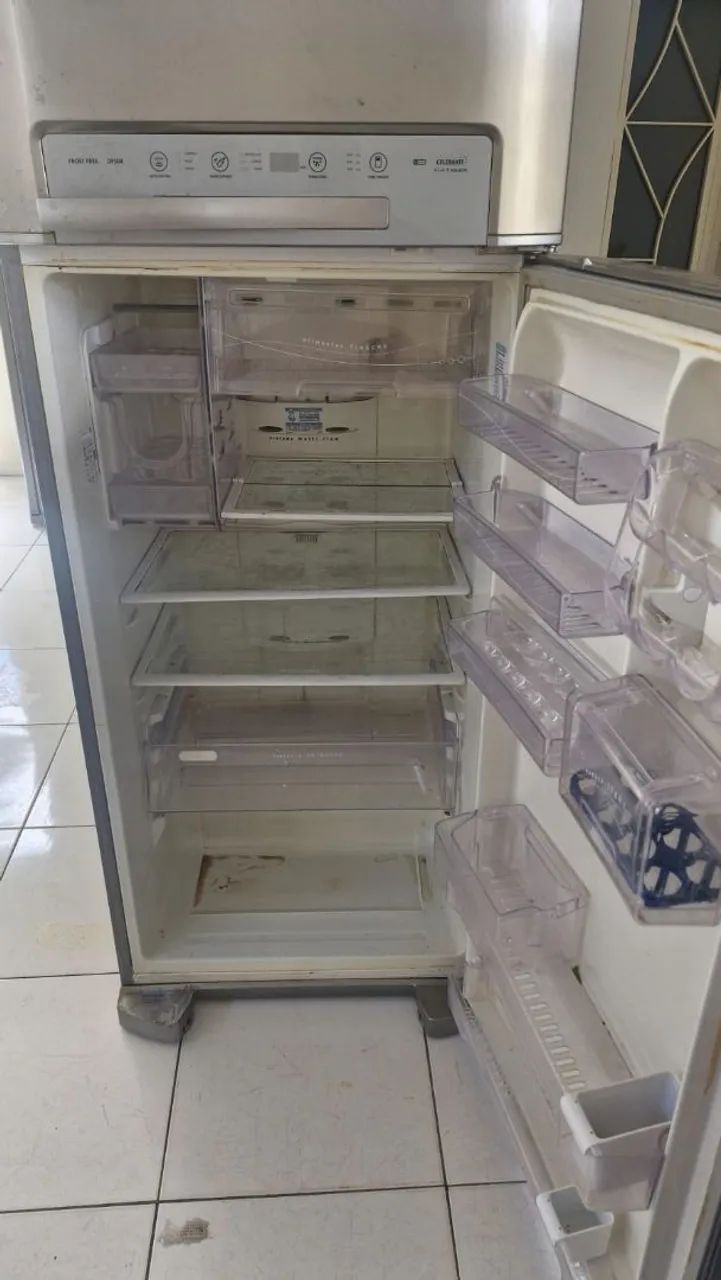 Vendo ou troco em frezer horizontal - Foto 2