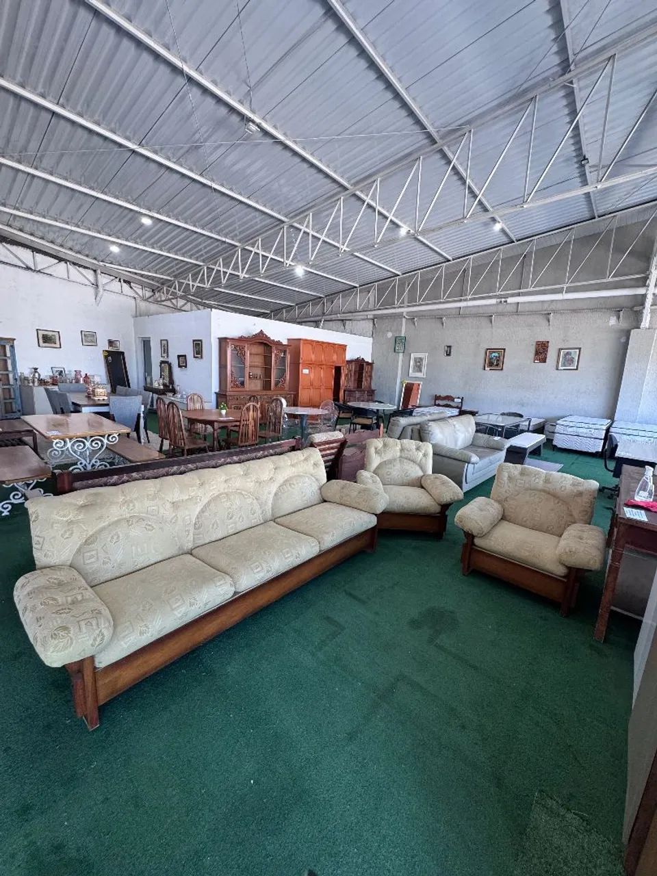 Conjunto de Sofá com Poltronas em Madeira Maciça com Estofado - Foto 3