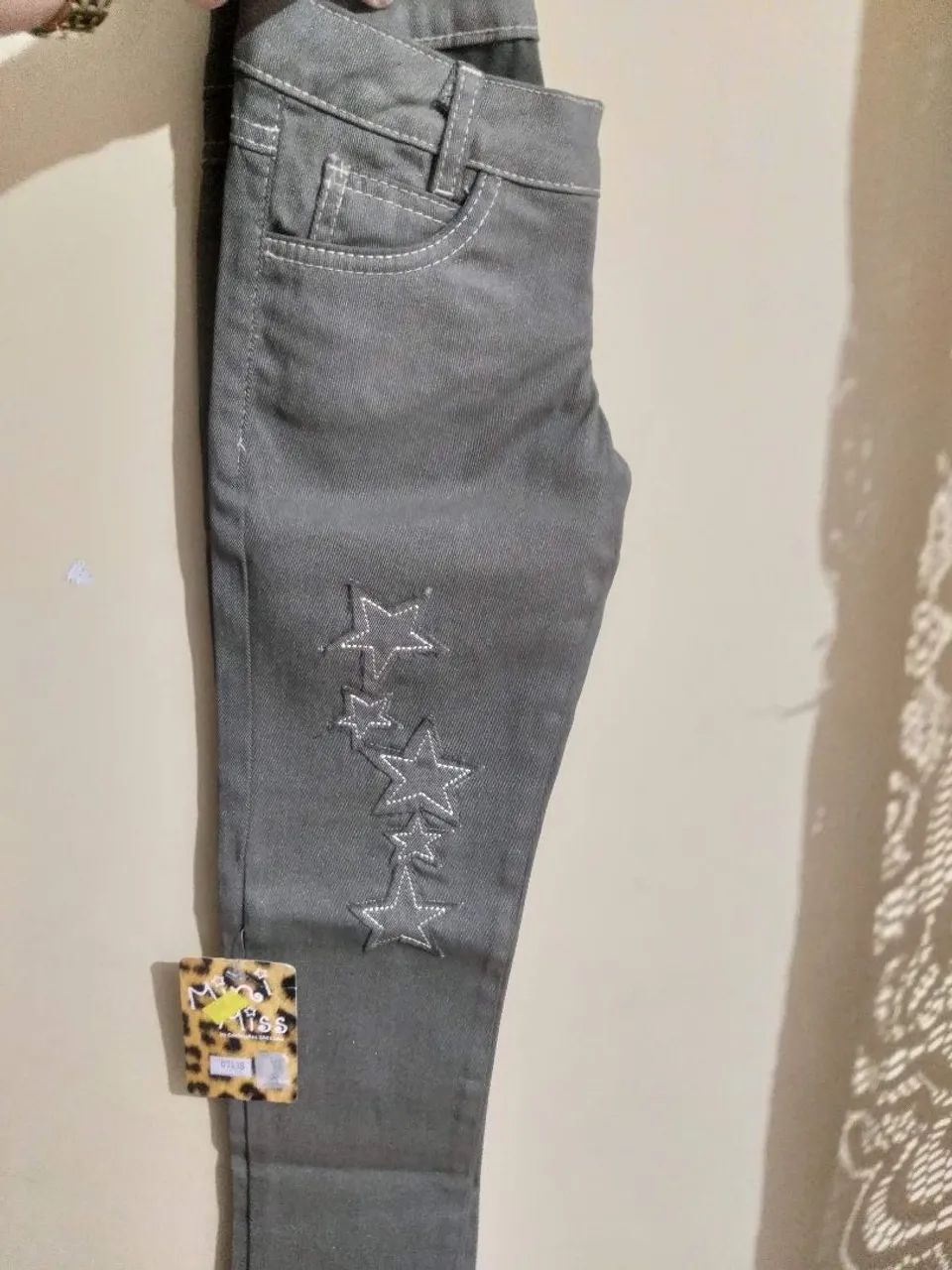 Calça nova infantil 