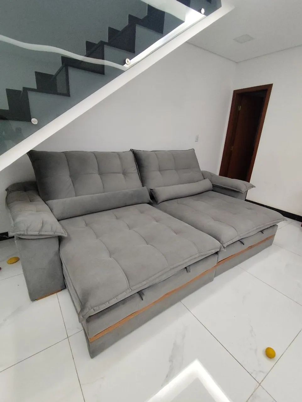 Sofá retrátil e reclinável cinza - Foto 3