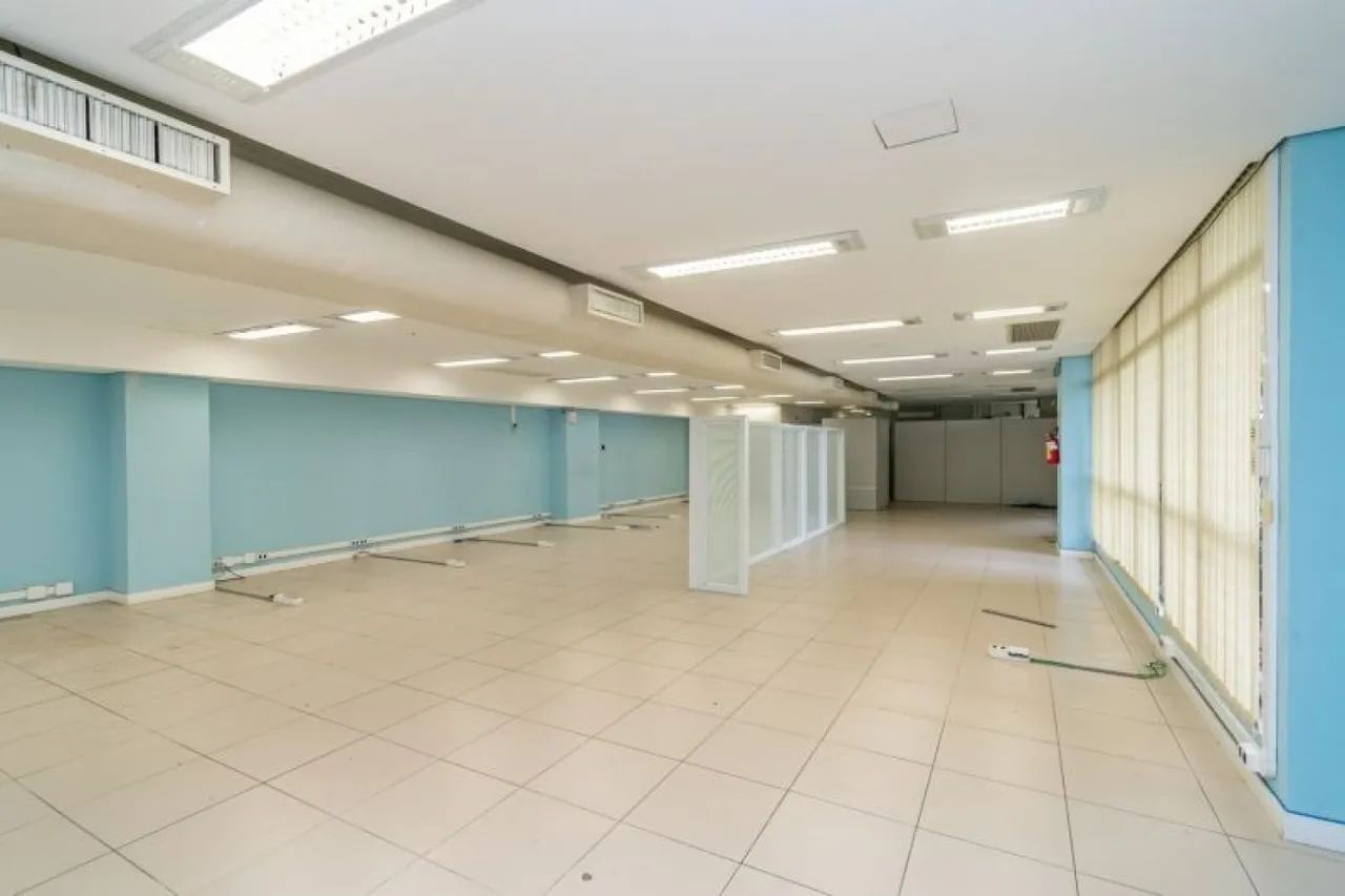 Loja com 353 m² - Foto 4