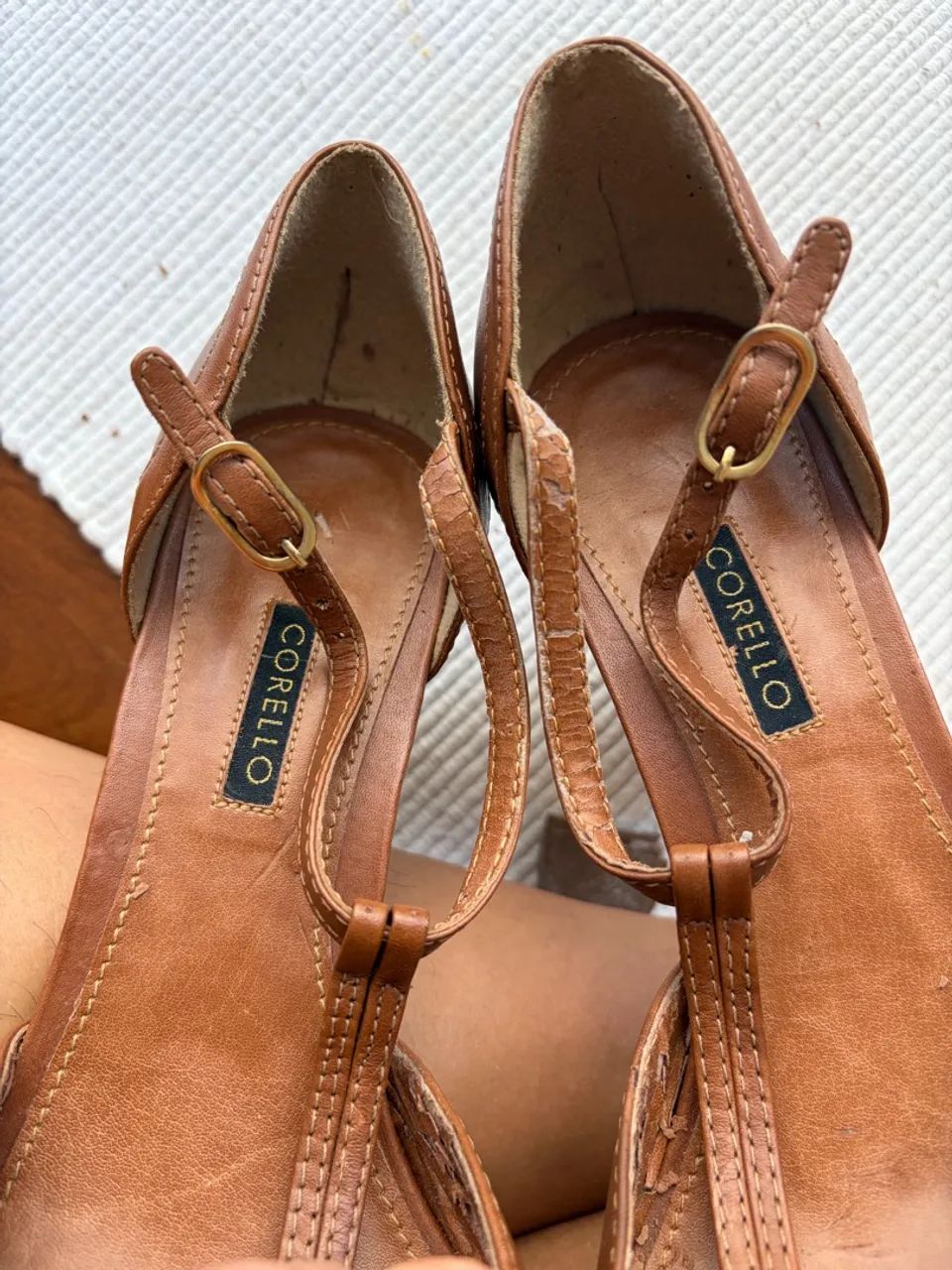 Sandália de Couro, Marca Clorello - Foto 3