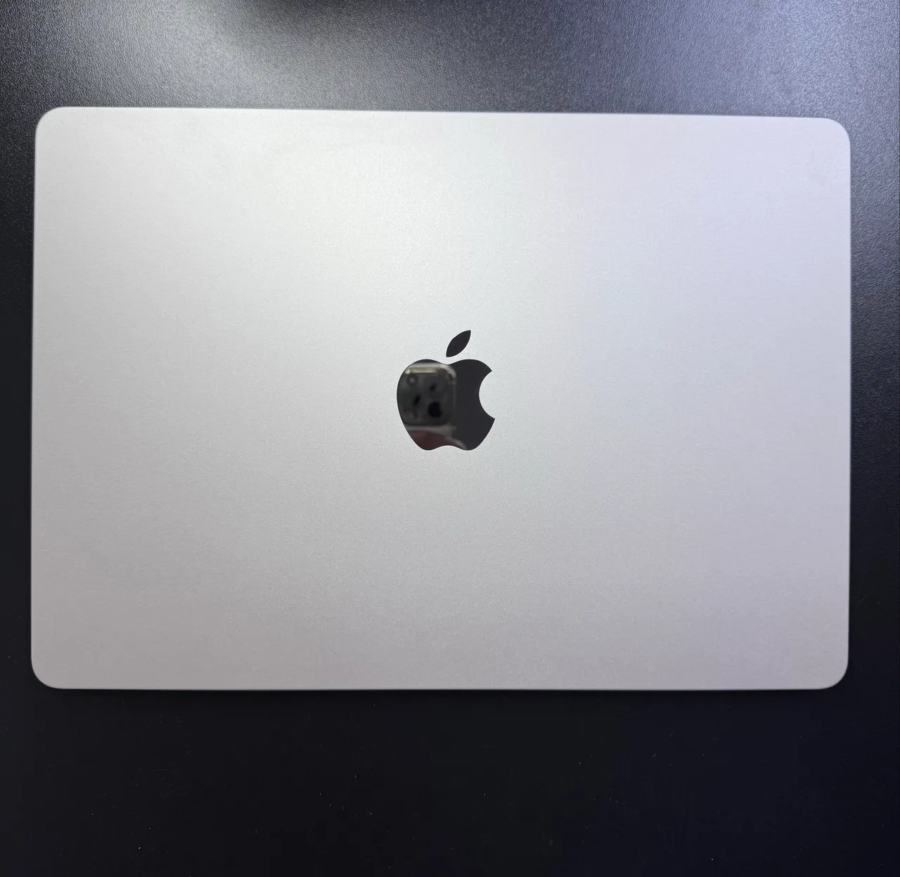 Macbook Air M3 2024 13.6
