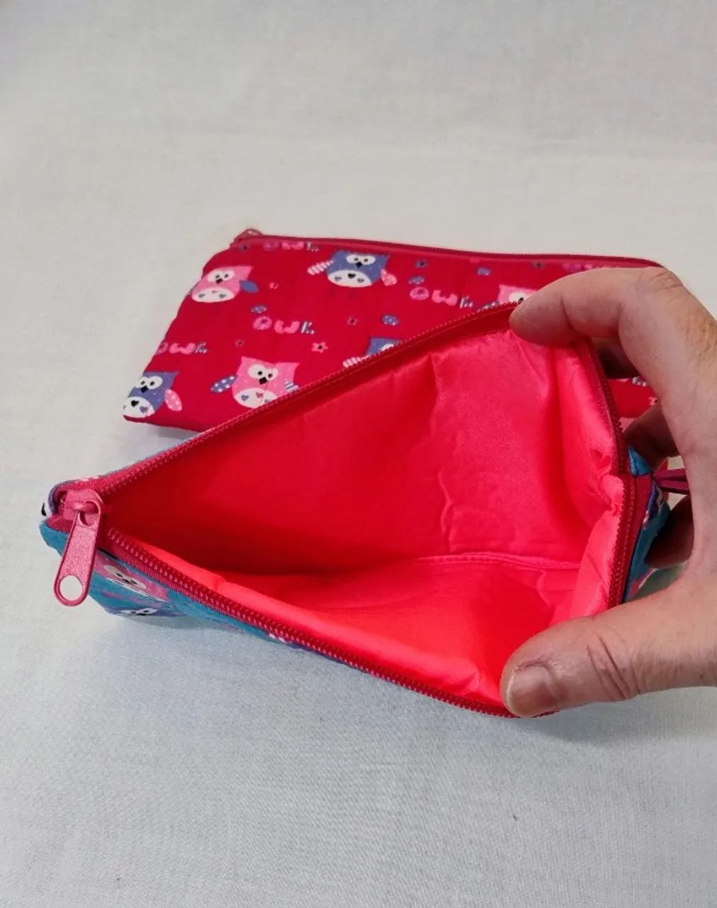 Kit com 2 necessaire corujas - coloridas - Foto 5