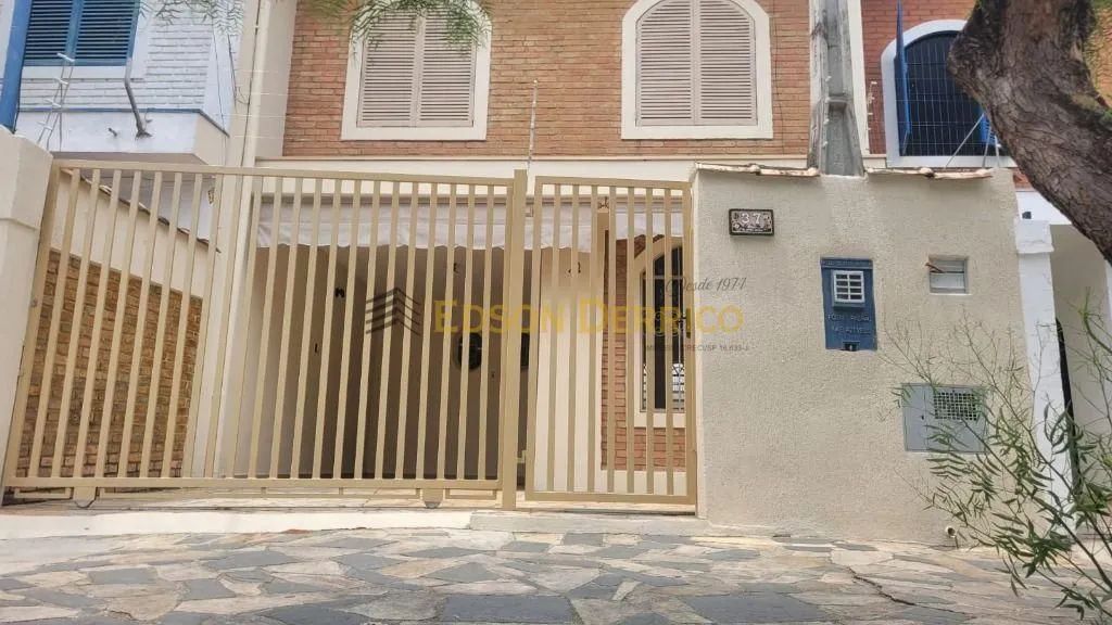 Sobrado com 3 Quartos à Venda, Centro - Pindamonhangaba
