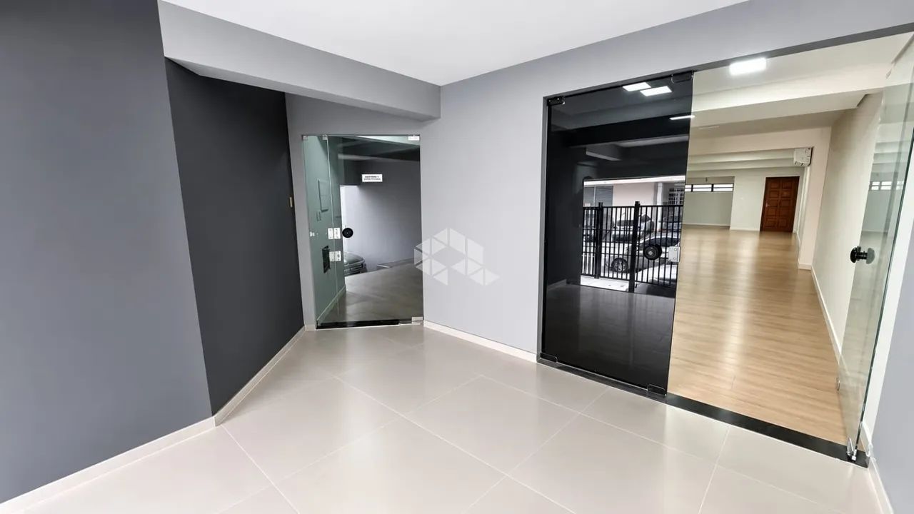 SALA COMERCIAL EM CAPOEIRAS, FLORIANÓPOLIS-SC. - Foto 2