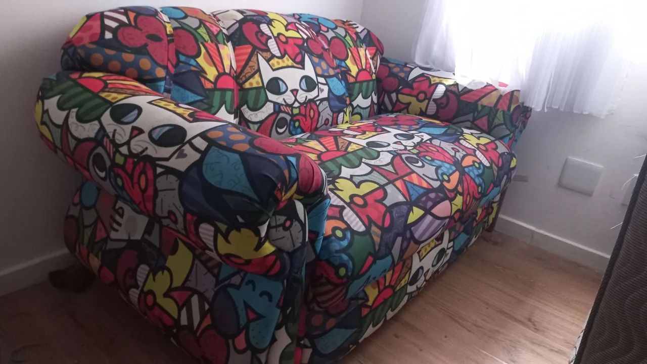 Two-Seater Sofa432959147067330560