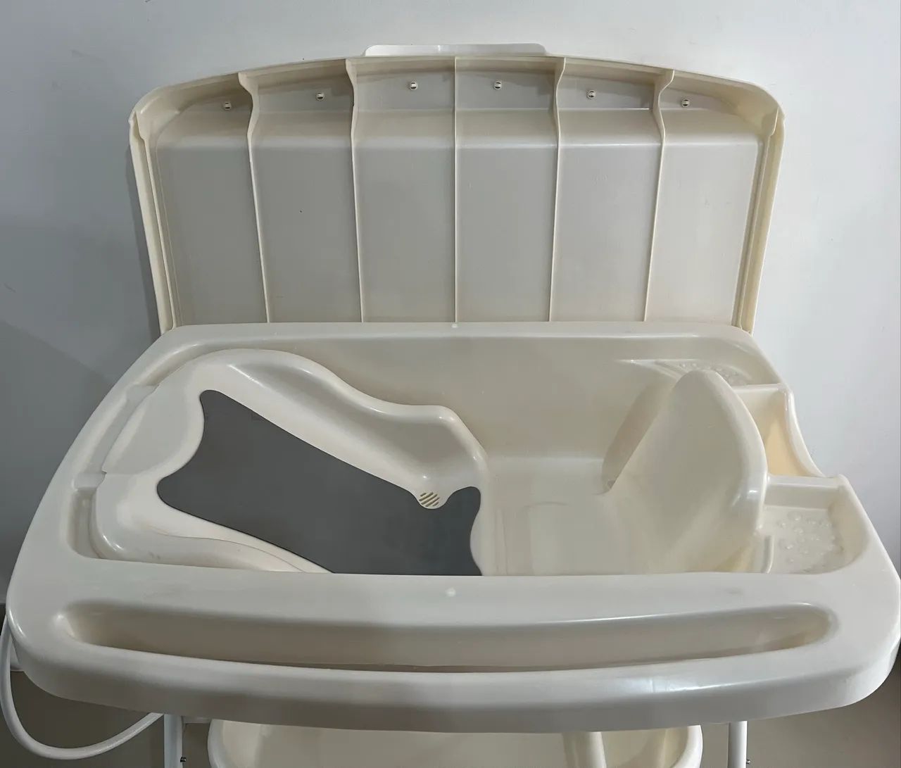 BANHEIRA COM TROCADOR DA BURIGOTTO SPLASH - Foto 5