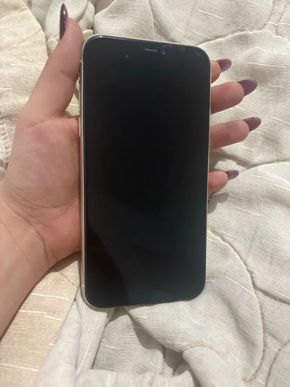 iPhone 11 semi novo - Foto 2