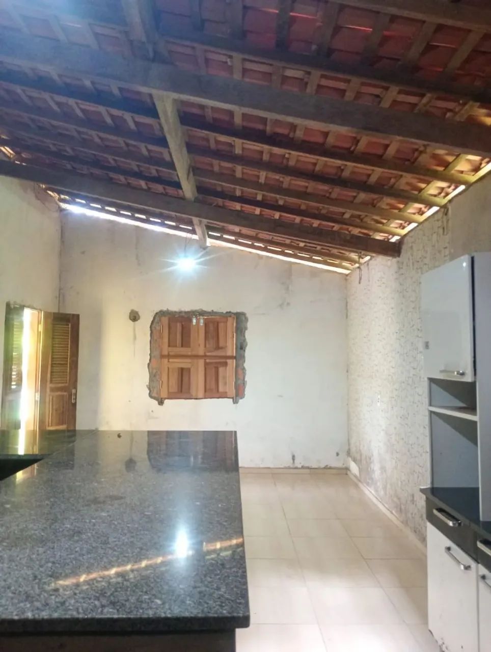 CASA A VENDA NO QUEBRA POTE  - Foto 5