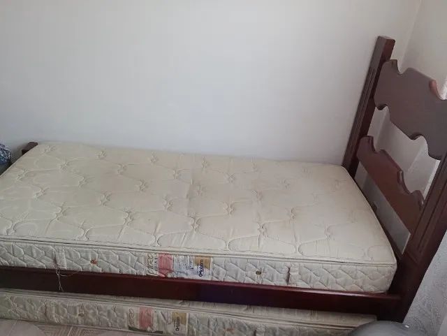 Cama e colchões solteiro