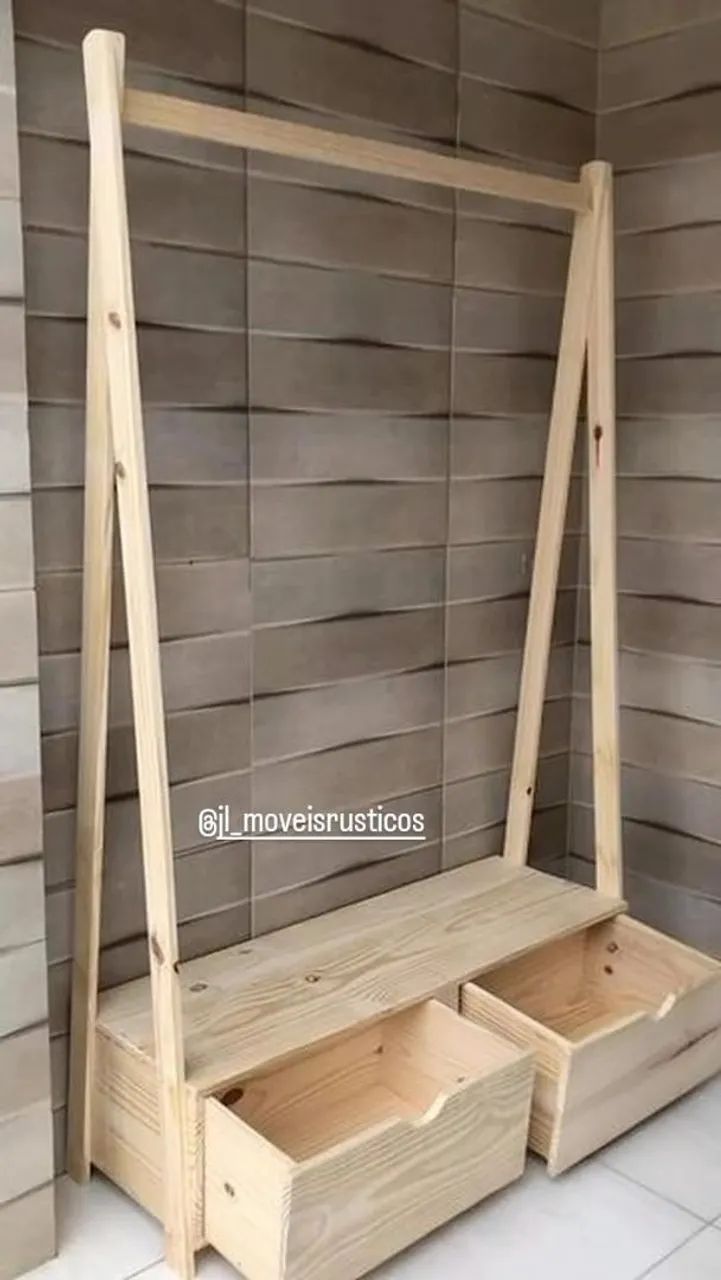 Vendo closet em pinos 