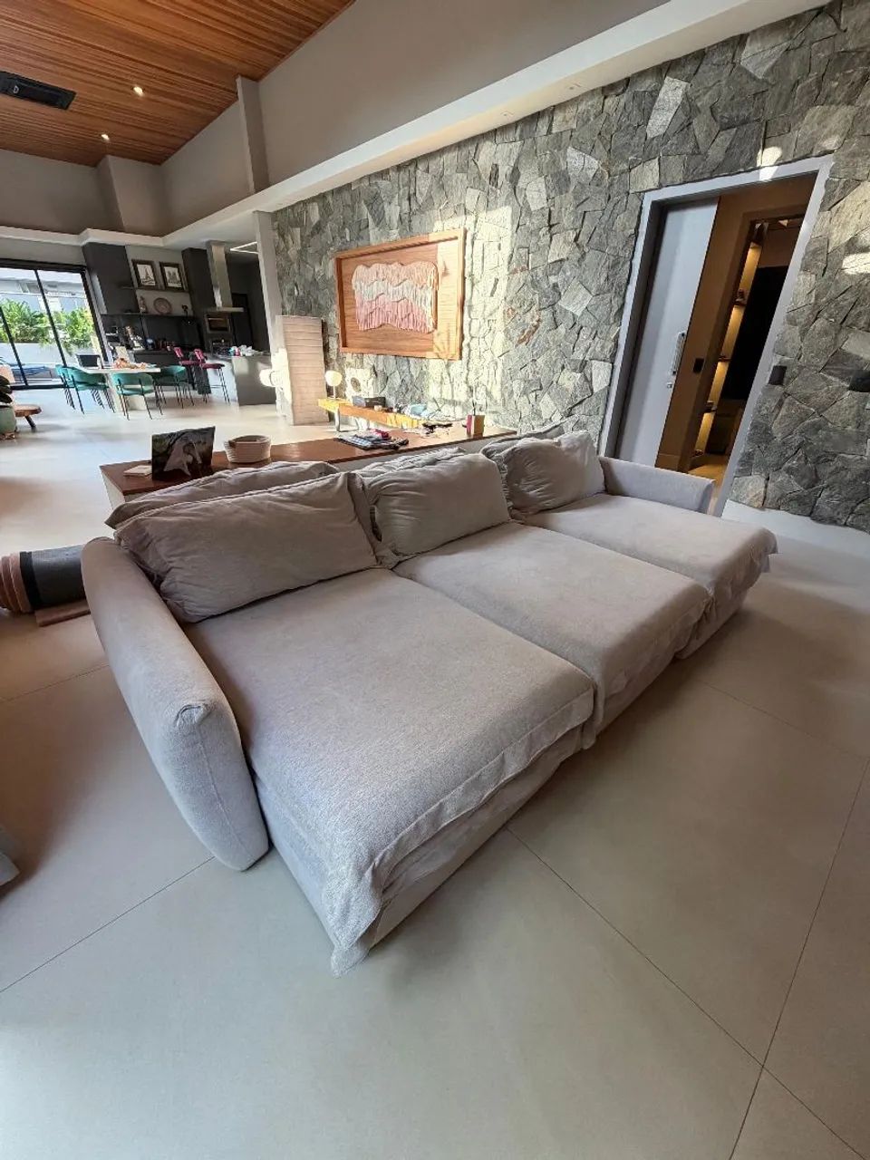 VENDO SOFA E APARADOR NOVISSIMOS - Foto 3
