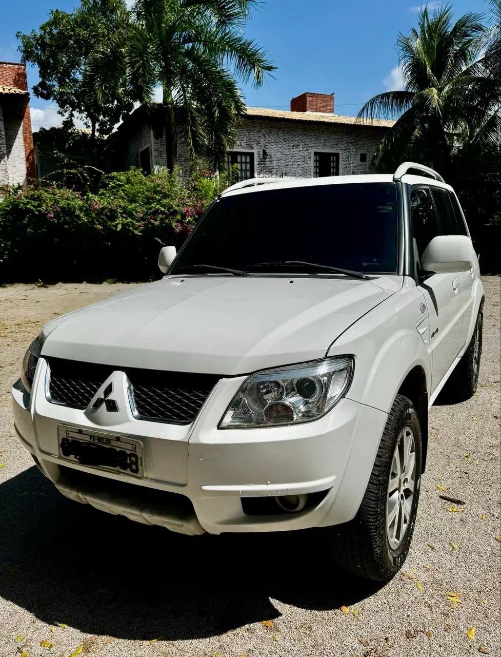 Mitsubishi Pajero 2014