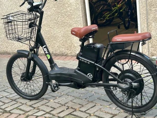 Vendo bicicleta elétrica marca Lev E-BIKE S