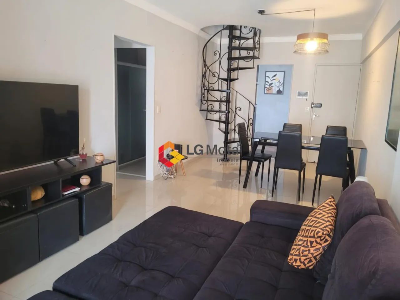 APARTAMENTO 5 DORMITÓRIOS COM SUITE - Foto 2