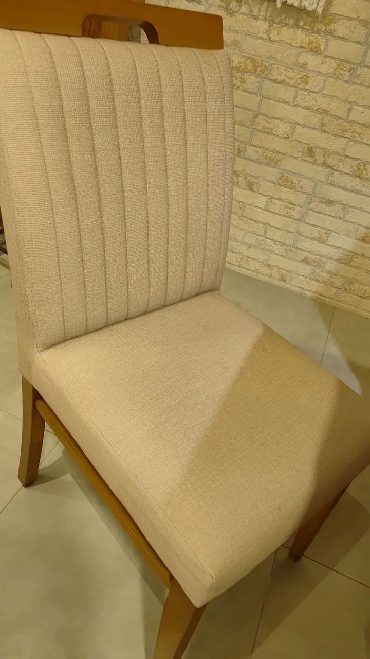 Conjunto mesa com seis cadeiras - Foto 4