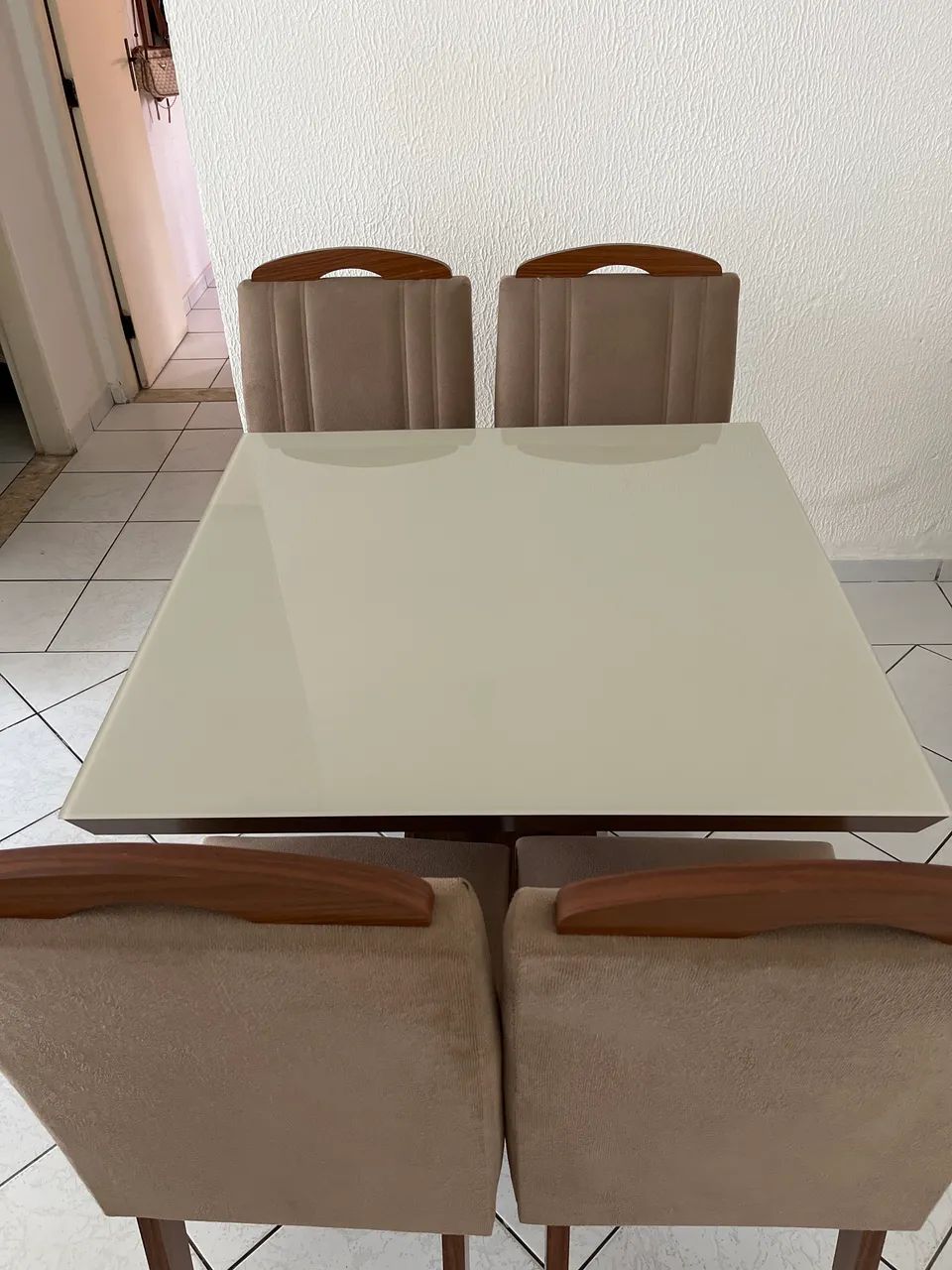 Mesa de jantar com cadeiras  - Foto 2