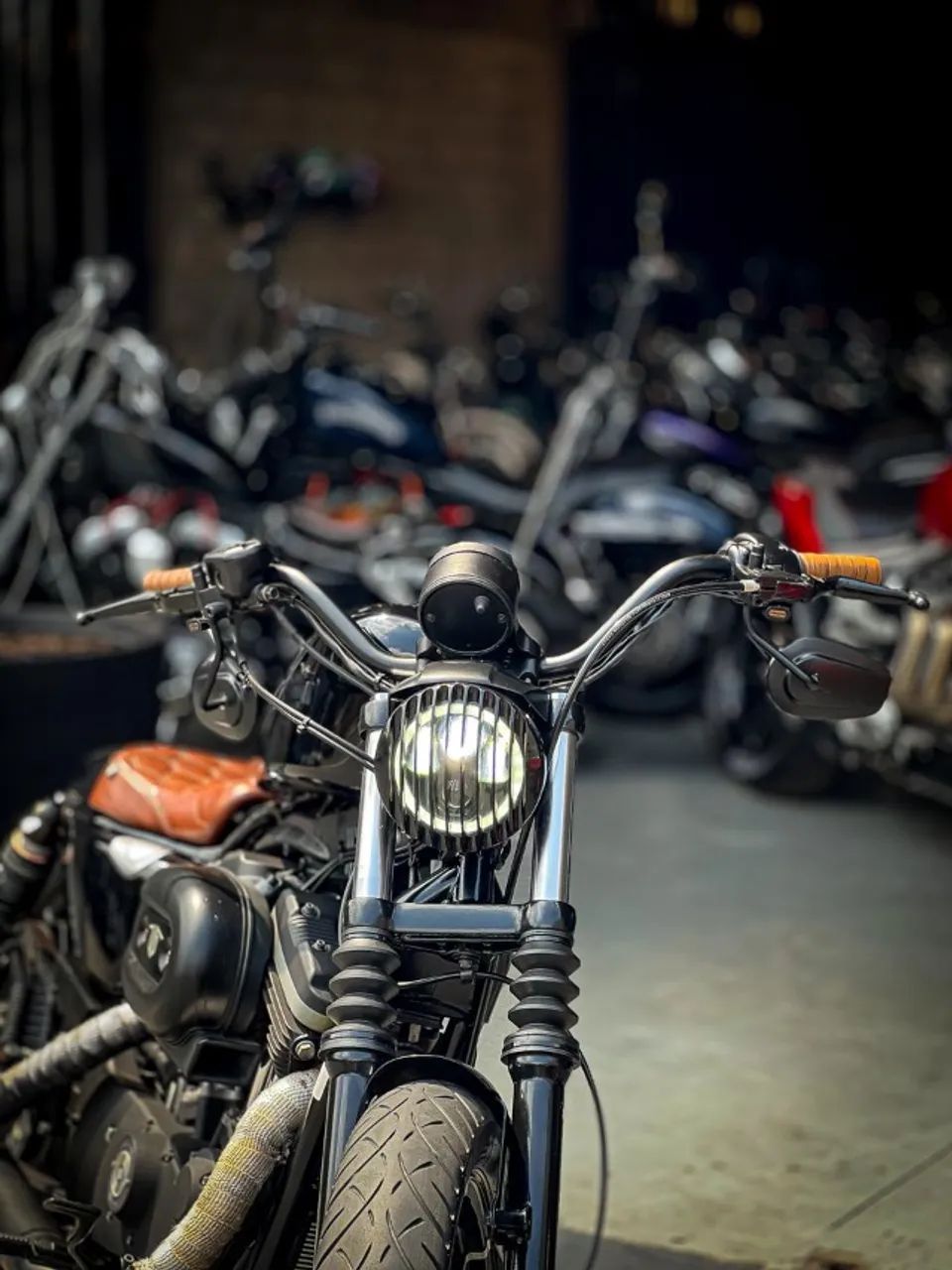 HARLEY DAVIDSON 883 BOBBER - Foto 5