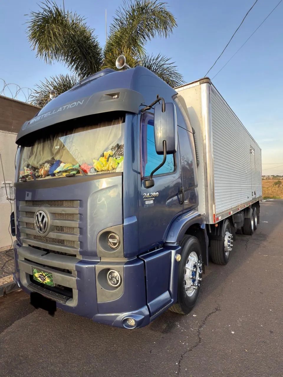Constellation 24.280 Bitruck