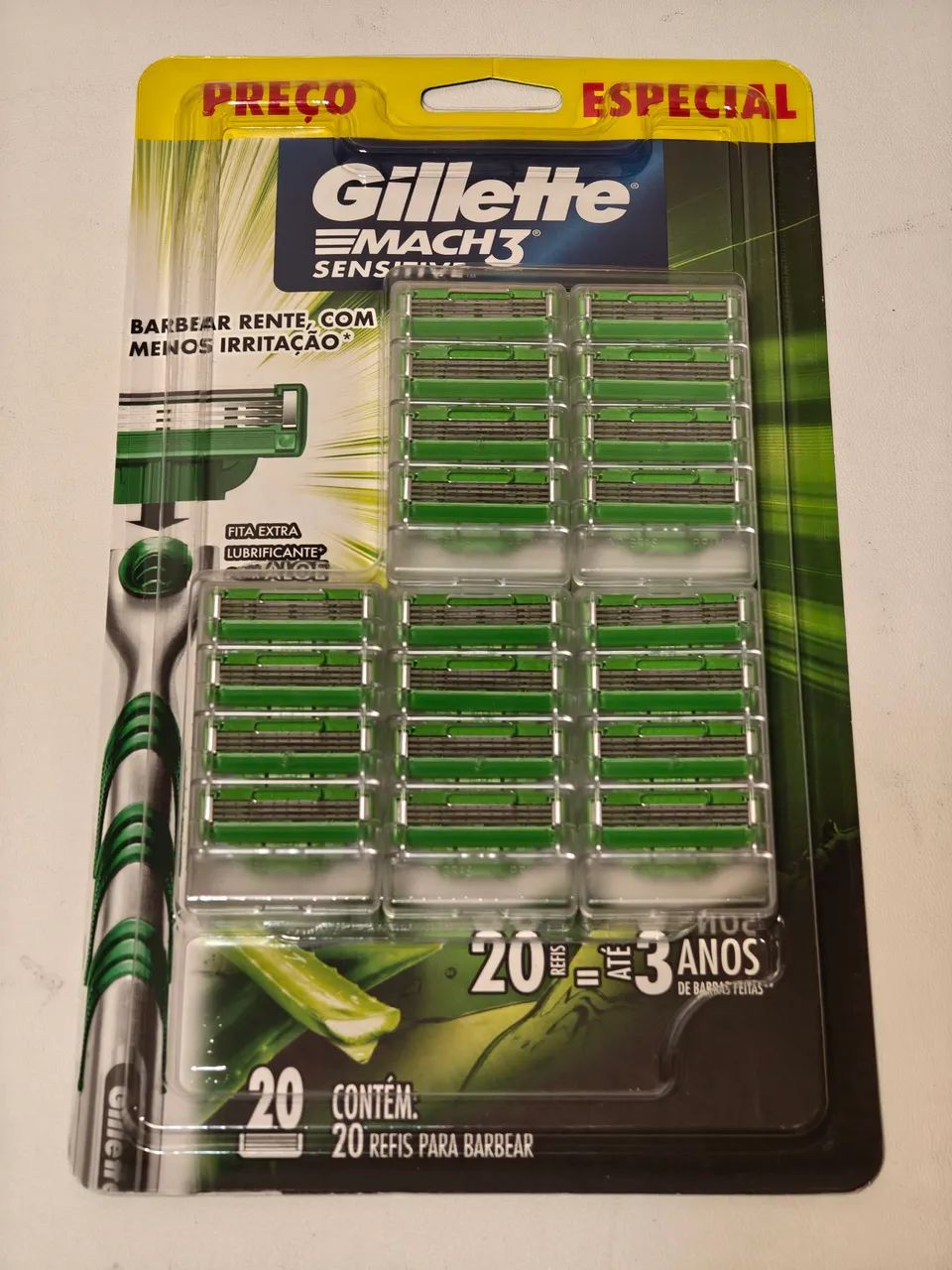 Kit Gillette Original Mach 3 Sensitive 20 Refis para barbear 
