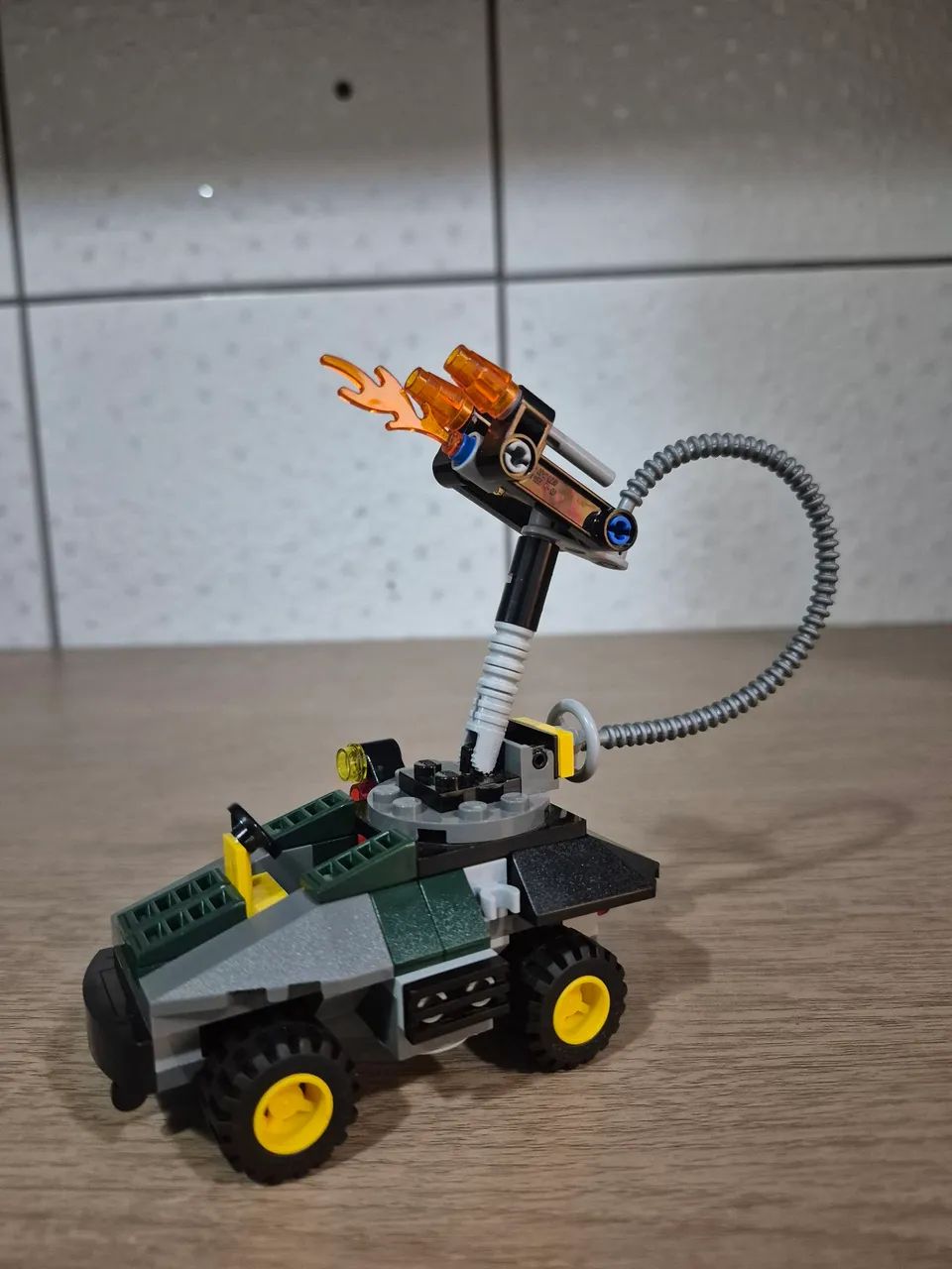 Lego Marvel Iron Man vs. The Mandarin - Original - Foto 3