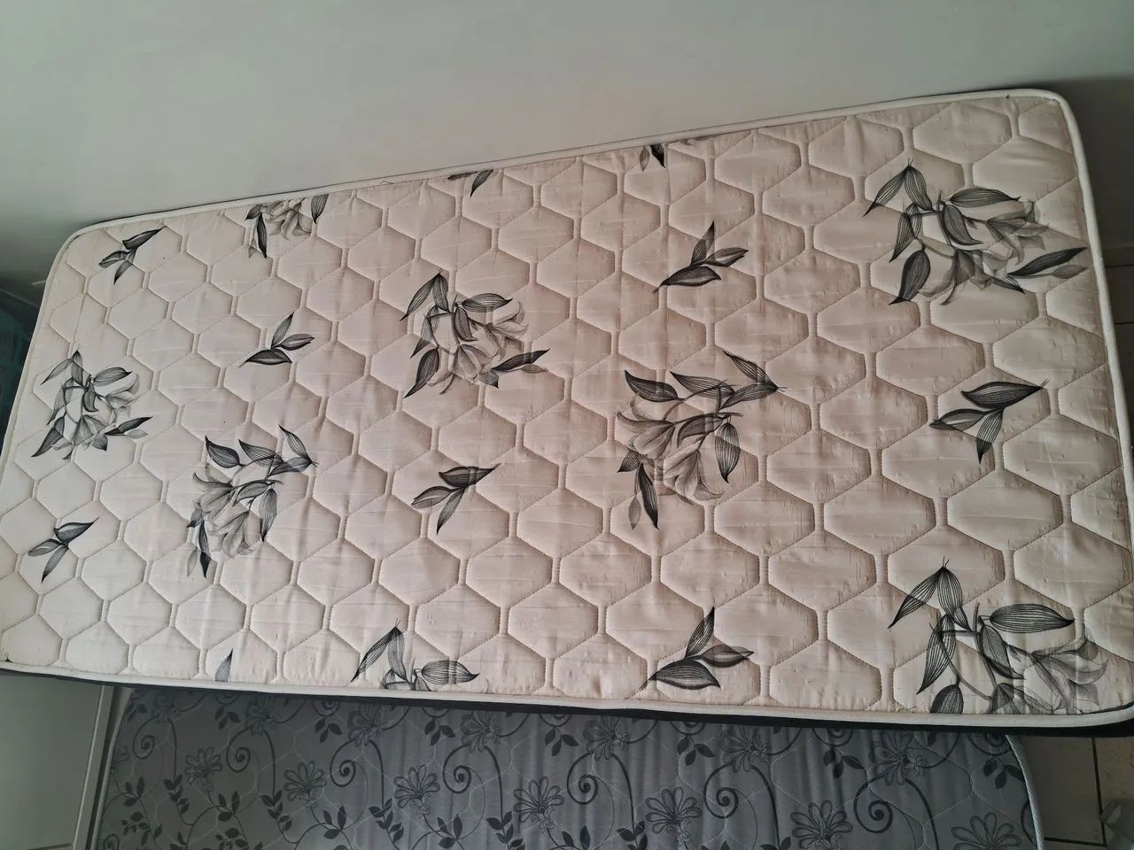 Cama Box Solteiro com Cama Auxiliar Semi-Nova com ColchãoD33!  - Foto 5