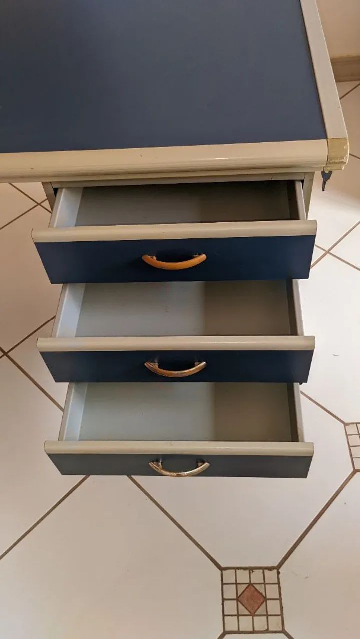 Mesa para escritório ou estudos - Foto 2