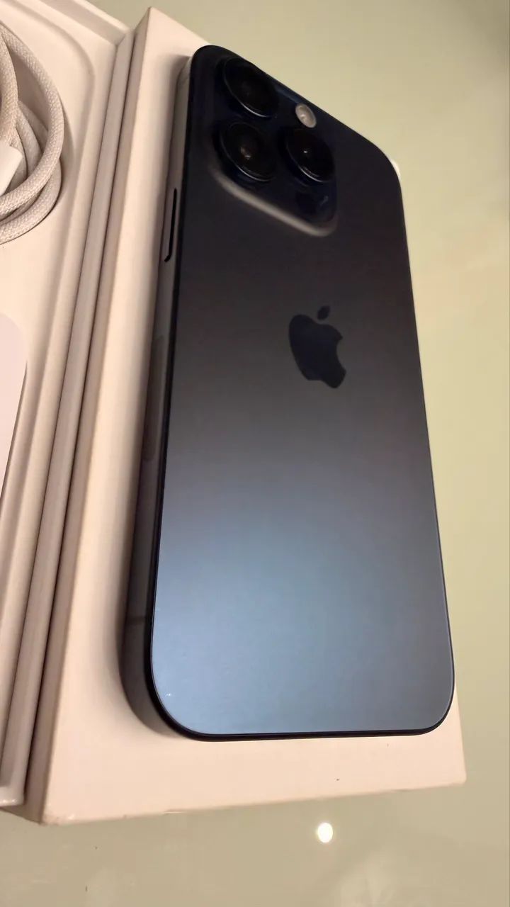 iPhone 15 PRO 256GB - Foto 3