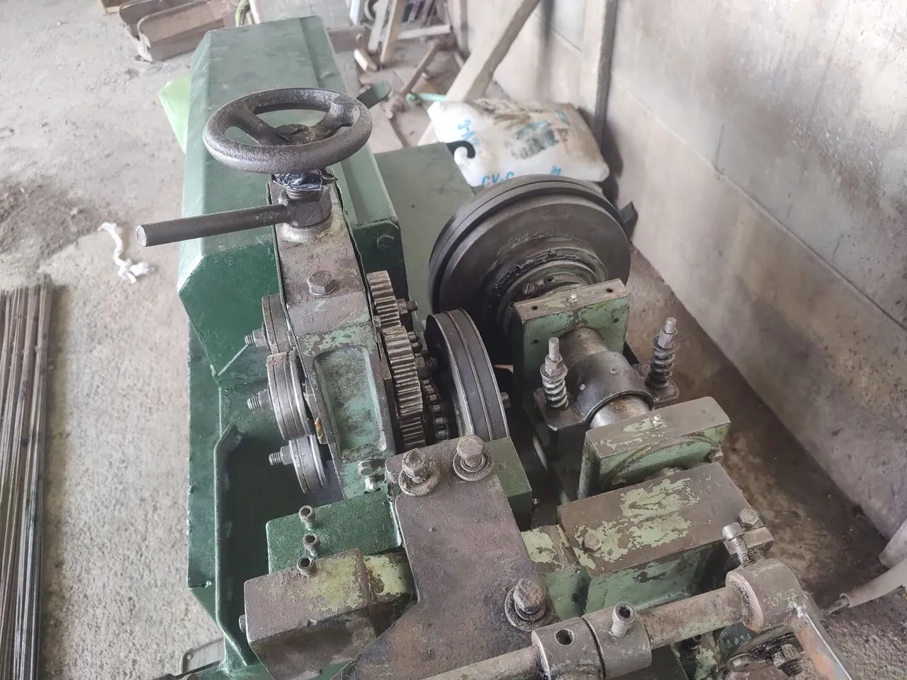Desbobinadeira de ferro