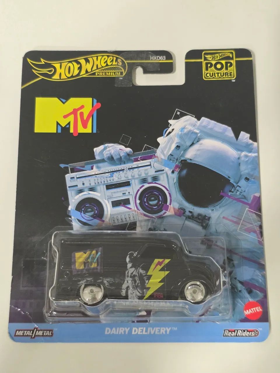Hot Wheels Premium DAIRY DELIVERY MTV - Hobbies e coleções